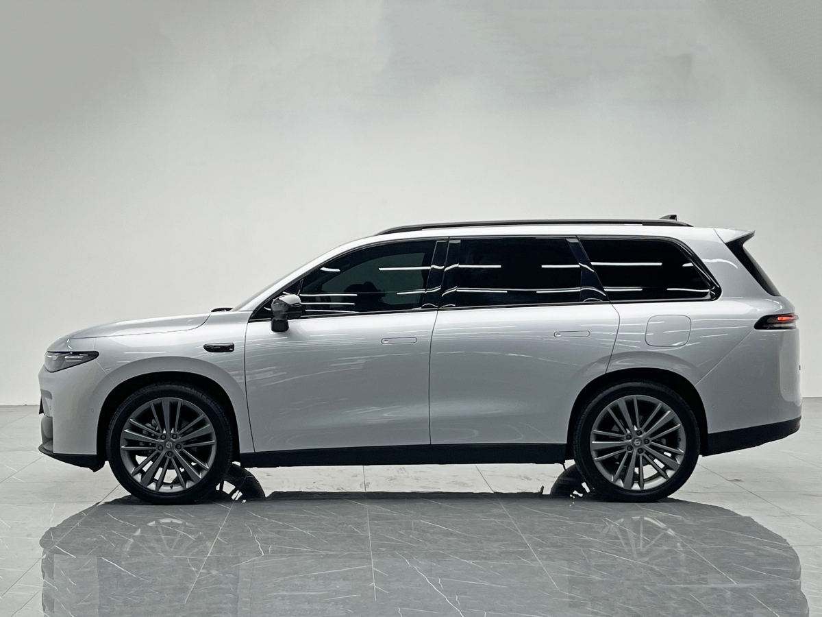 零跑汽车 零跑C16 2025 汽车图片 #3