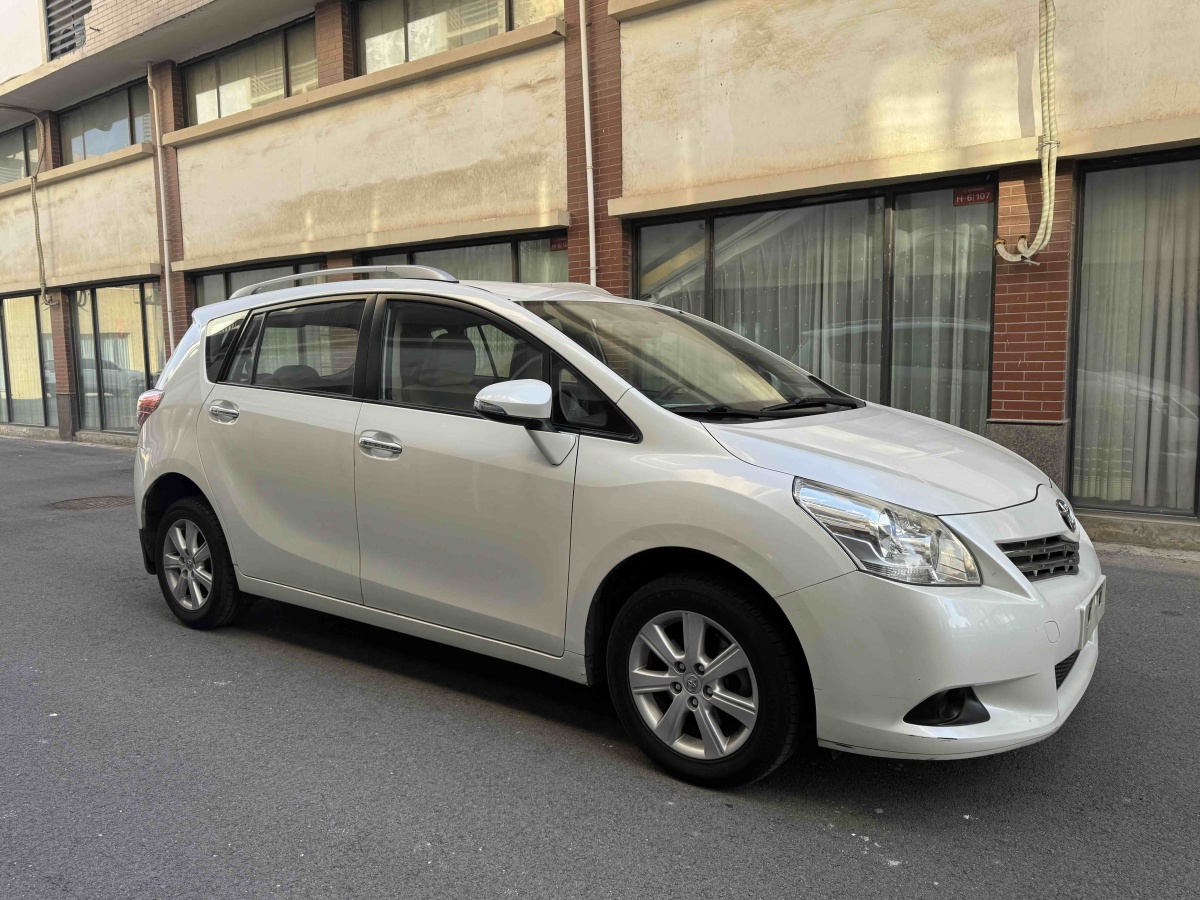 Toyota Verso 2014 car image #3