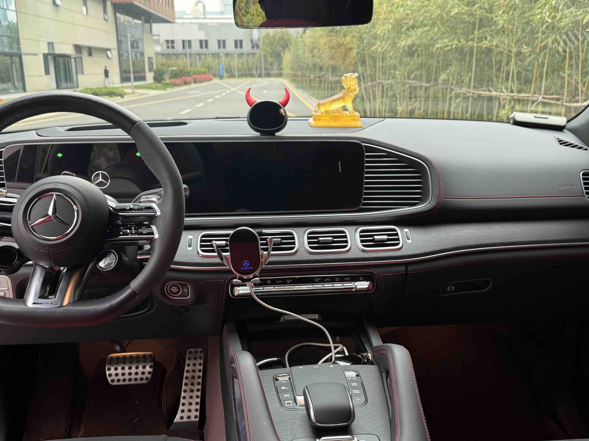 Mercedes-Benz GLE AMG 2025 immagine di auto #3