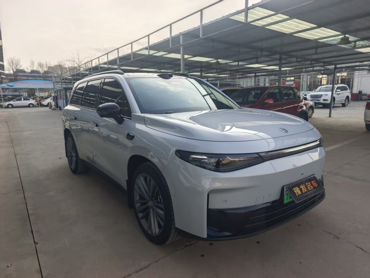 零跑汽车 零跑C16 2025 汽车图片 #3