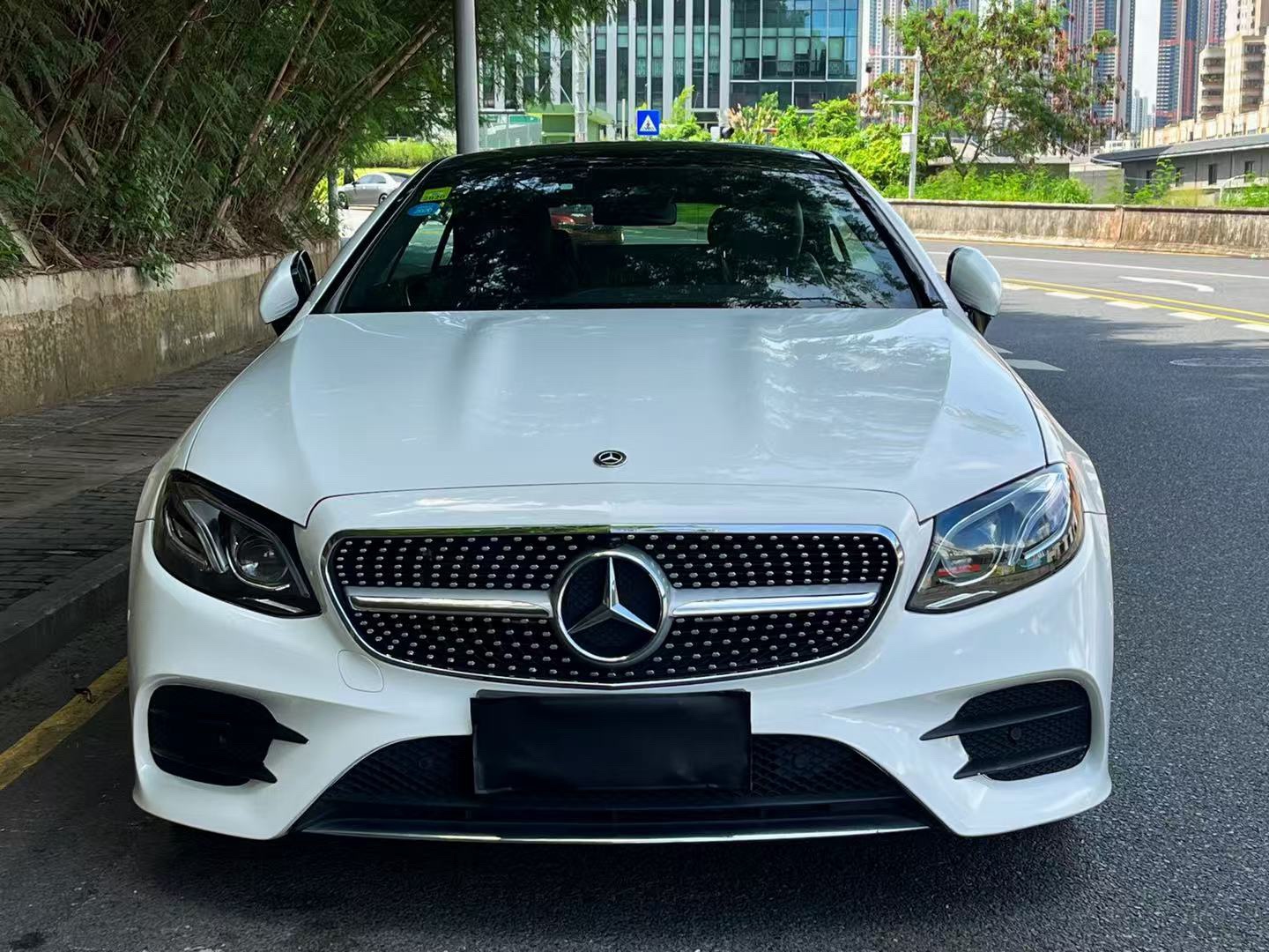 Mercedes-Benz E Class (Imported) 2018 car image #3