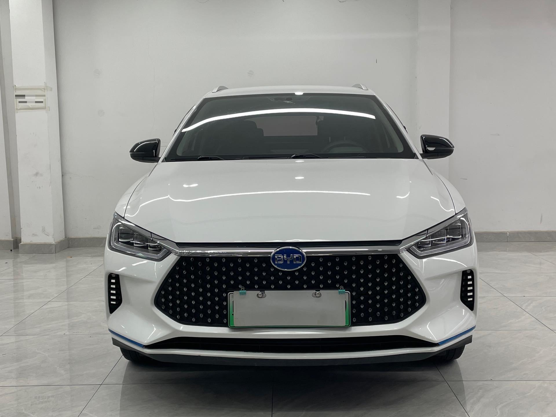 BYD e2 2020 #3 BYD e2 2020 صورة سيارة #3