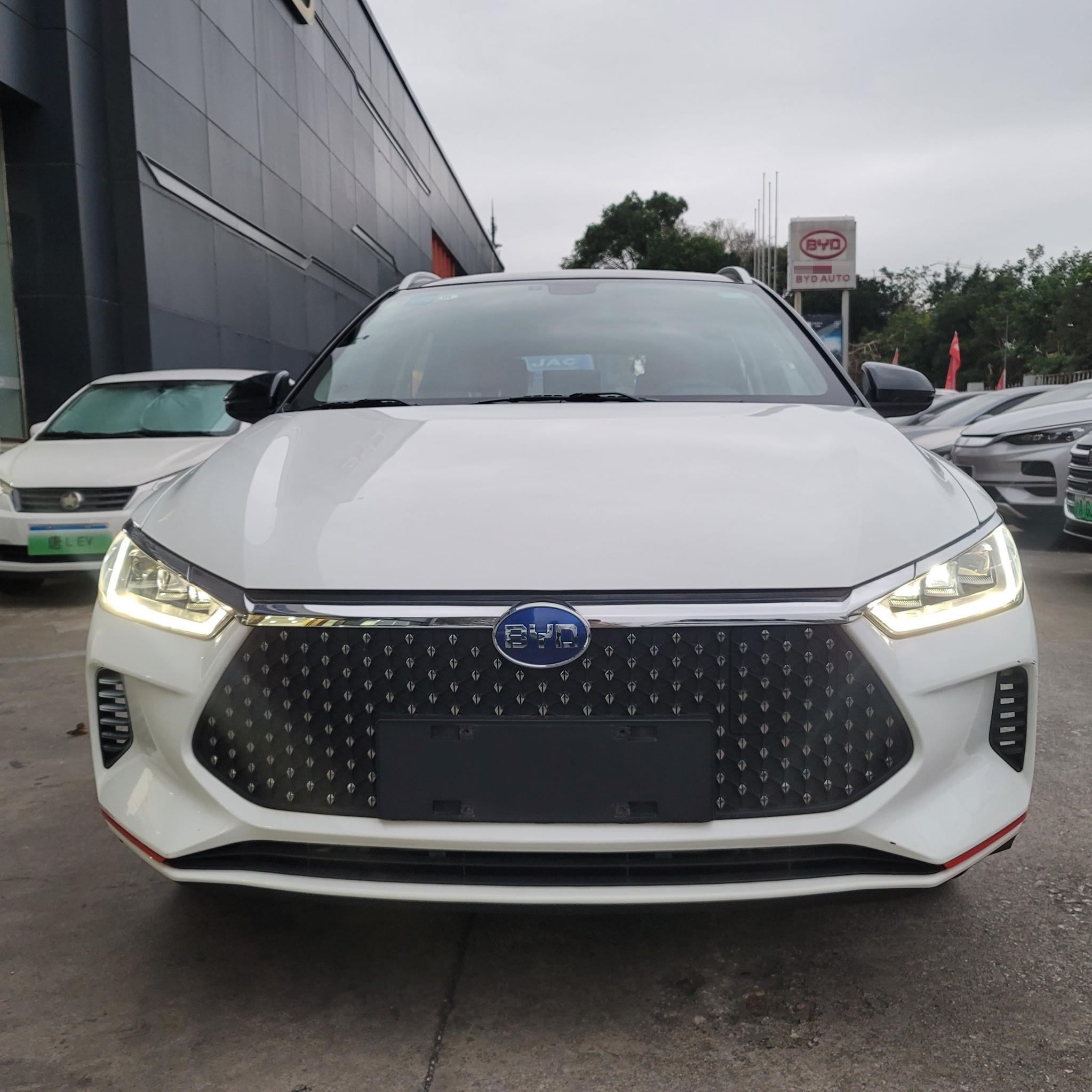 BYD e2 2021 #3 BYD e2 2021 imagen de coche #3