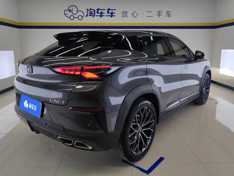 Changan UNI-T 2022 صورة سيارة #3