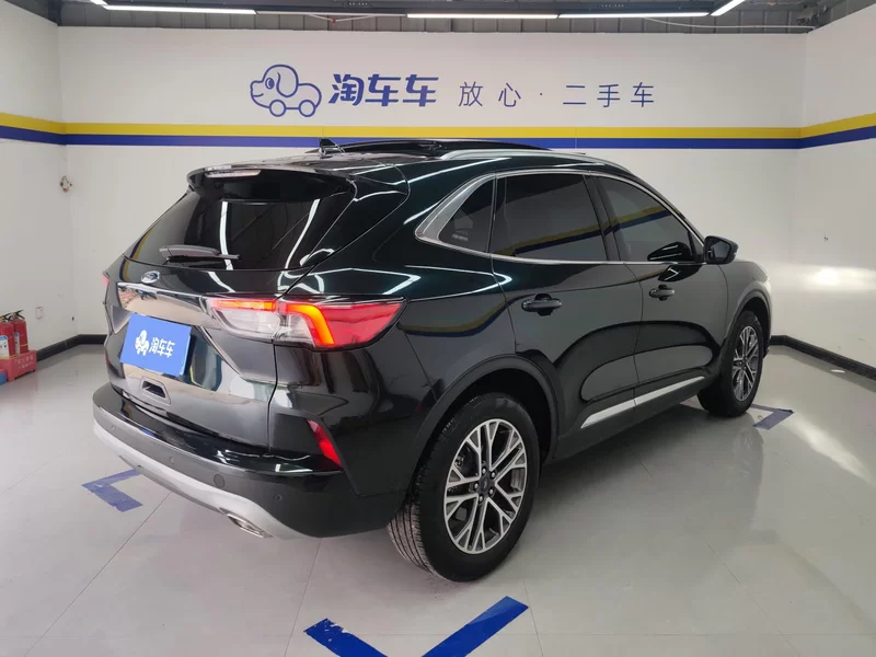 Ford Escape 2022 immagine di auto #3