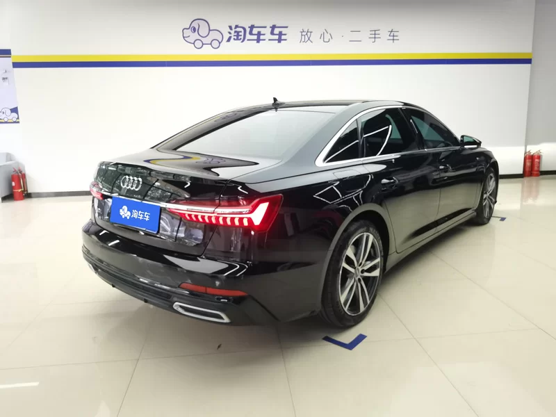 Audi A6 2021 car image #3