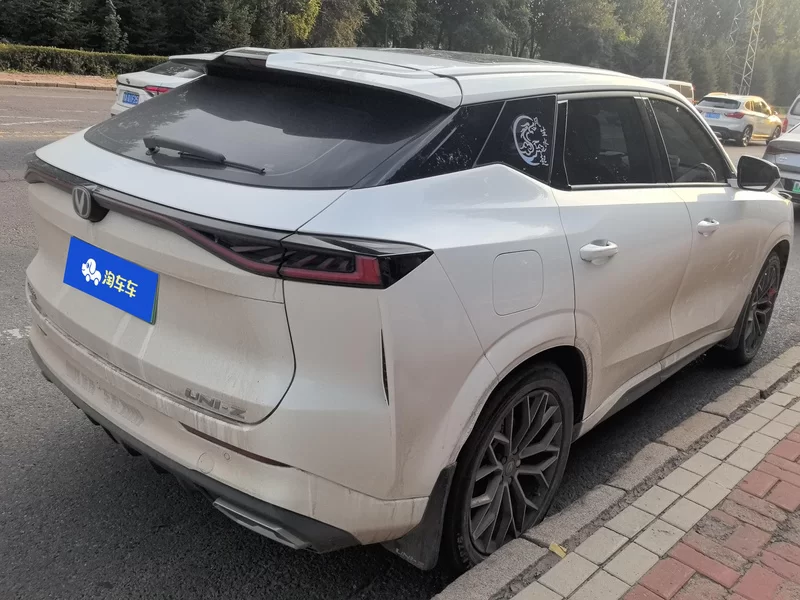 Changan UNI-Z 2025 #3 Changan UNI-Z 2025 car image #3