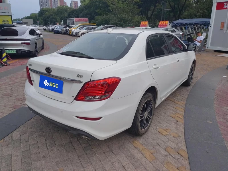 BYD SuRui 2016 #3 BYD SuRui 2016 car image #3