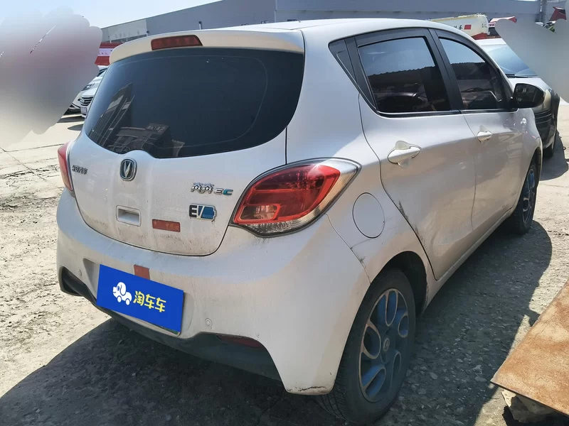 Changan BenBen EV 2018 изображение автомобиля #3