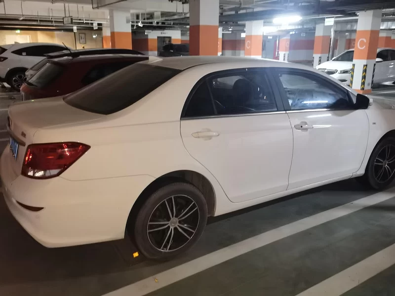 BYD SuRui 2017 immagine di auto #3