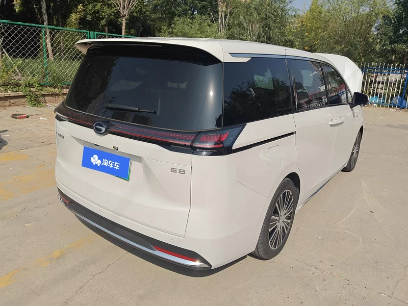 GAC Trumpchi E8 New Energy 2024 car image #3