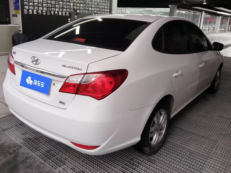 Hyundai Elantra HD 2014 car image #3