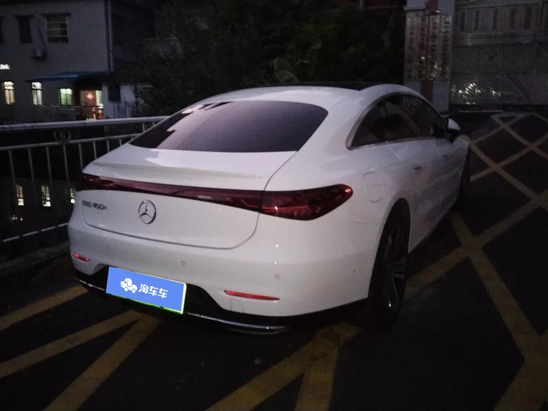 Mercedes-Benz EQS Class 2022 immagine di auto #3