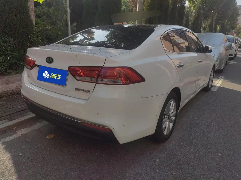 起亚 起亚K4 2015 汽车图片 #3