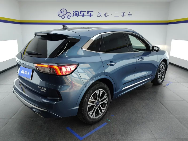 Ford Escape 2021 изображение автомобиля #3