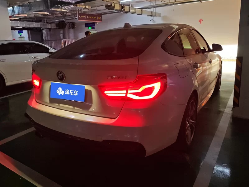 BMW 3 Series GT 2019 immagine di auto #3