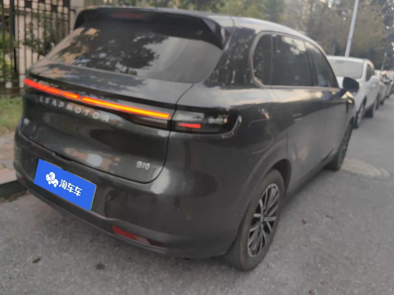 零跑汽车 零跑B10 2025 汽车图片 #3