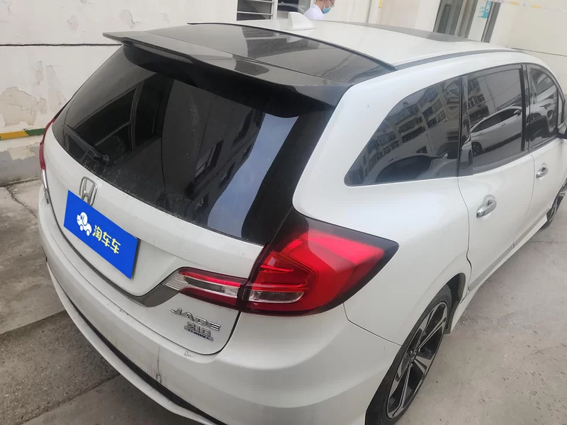 Honda Jade 2017 car image #3