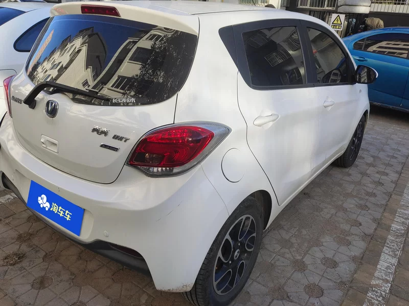 Changan BenBen 2017 car image #3