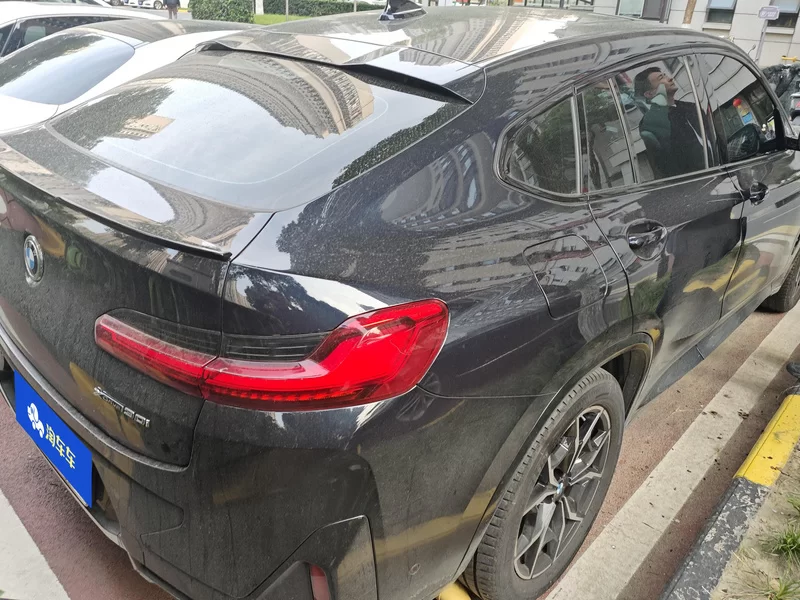 BMW X4 M40i 2023 #3 BMW X4 M40i 2023 car image #3