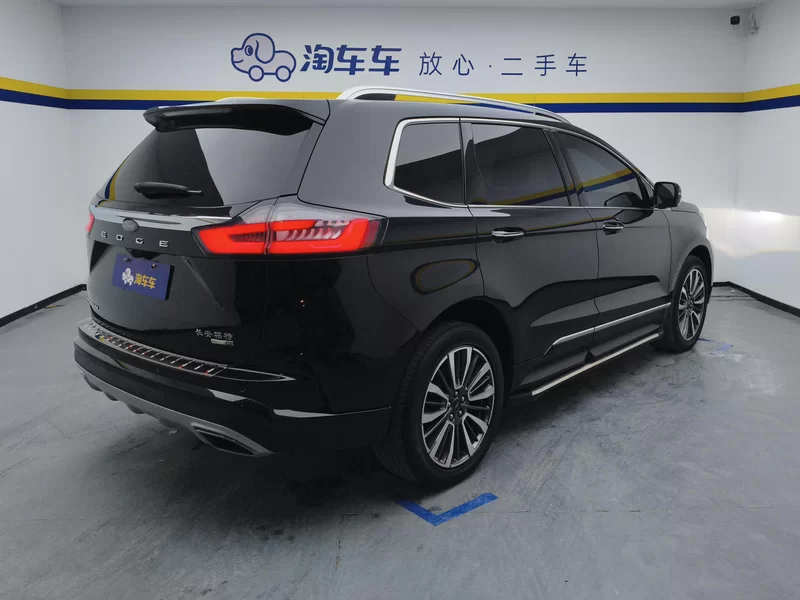 Ford Edge 2021 imagen de coche #3