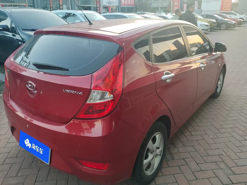 Hyundai Reina Hatchback 2014 #3 Hyundai Reina Hatchback 2014 immagine di auto #3