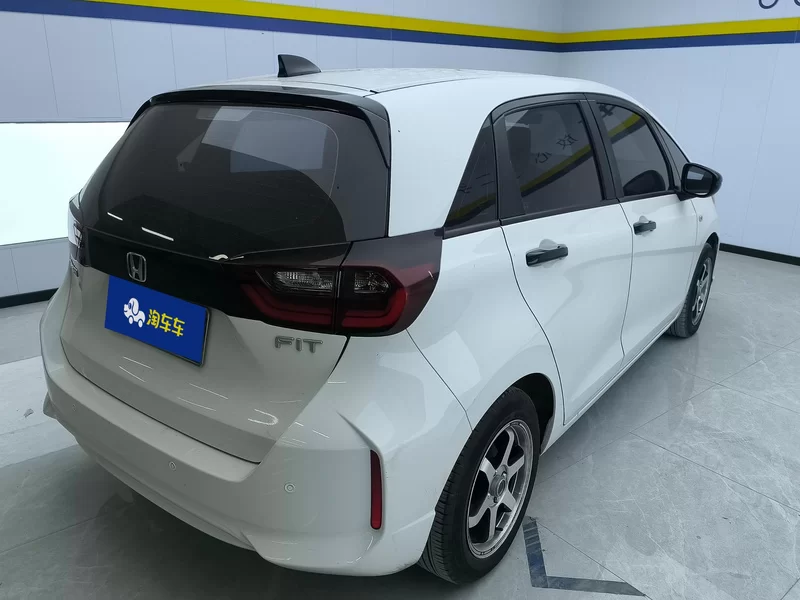Honda Fit 2021 car image #3