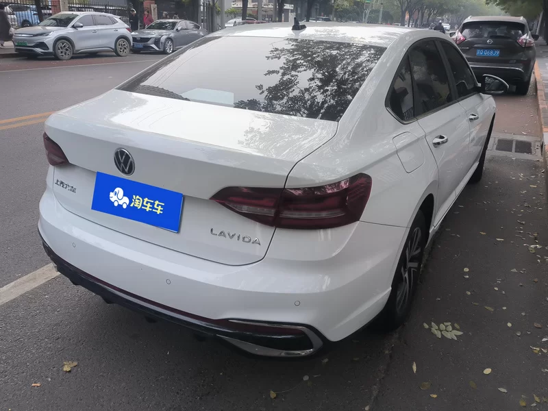 Volkswagen Lavida 2025 car image #3