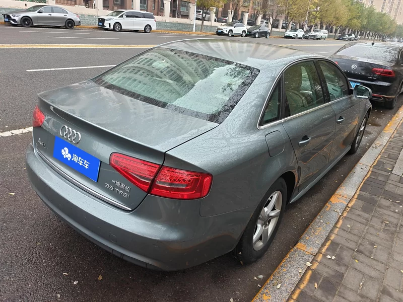 Audi A4 2014 car image #3