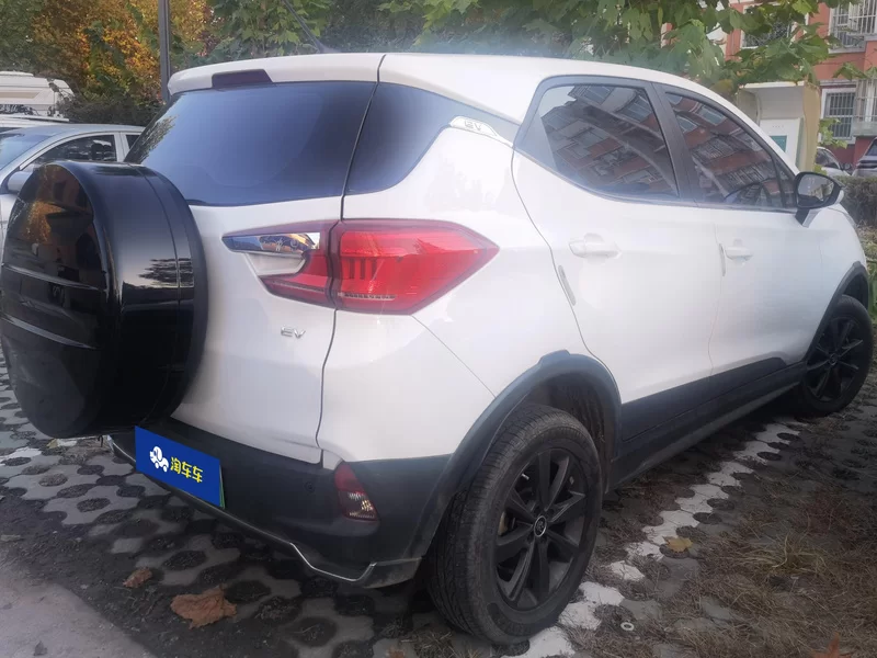 BYD Yuan New Energy 2019 immagine di auto #3