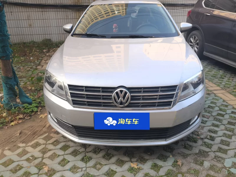 Volkswagen Lavida 2013 car image #3