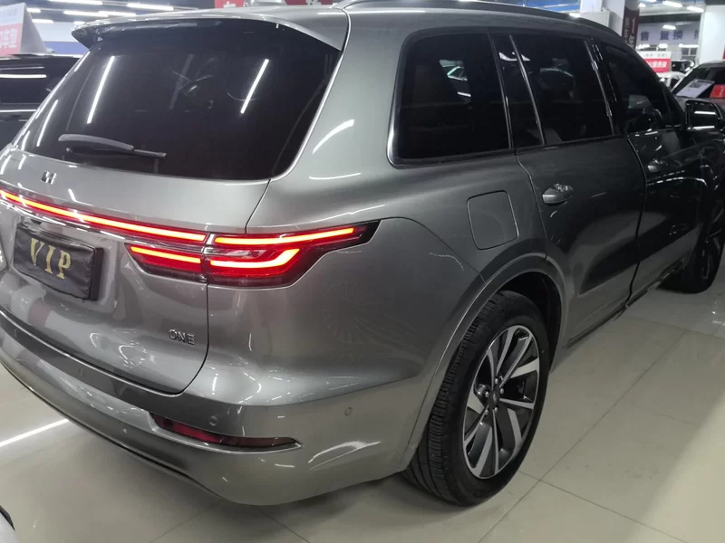 Li One 2021 صورة سيارة #3