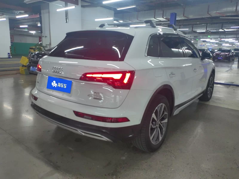 Audi Q5L Sportback 2022 car image #3