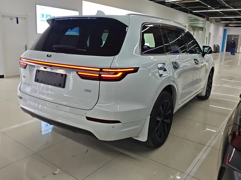 理想汽车 理想ONE 2020 汽车图片 #3