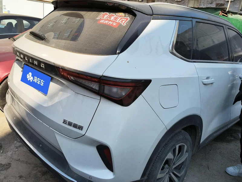 Wuling Asta 2021 #3 Wuling Asta 2021 car image #3