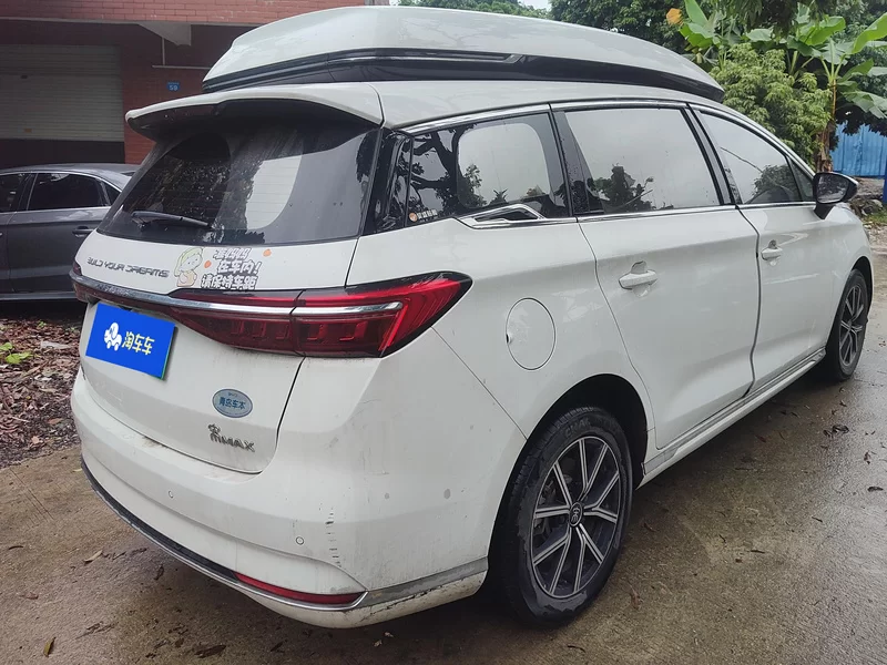 BYD Song MAX New Energy 2022 car image #3