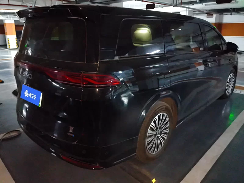 BYD Xia 2024 صورة سيارة #3