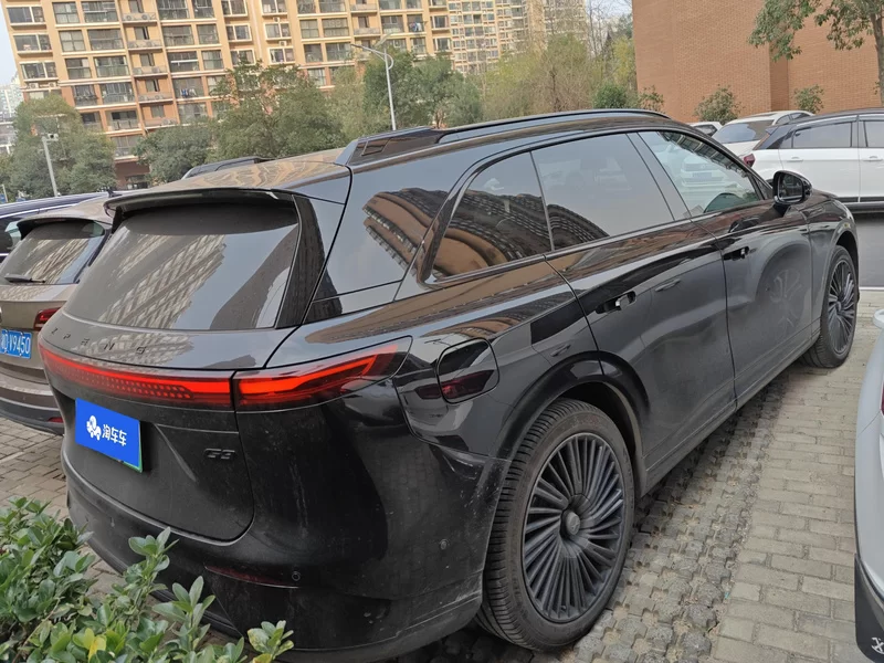 Xpeng G9 2025 immagine di auto #3