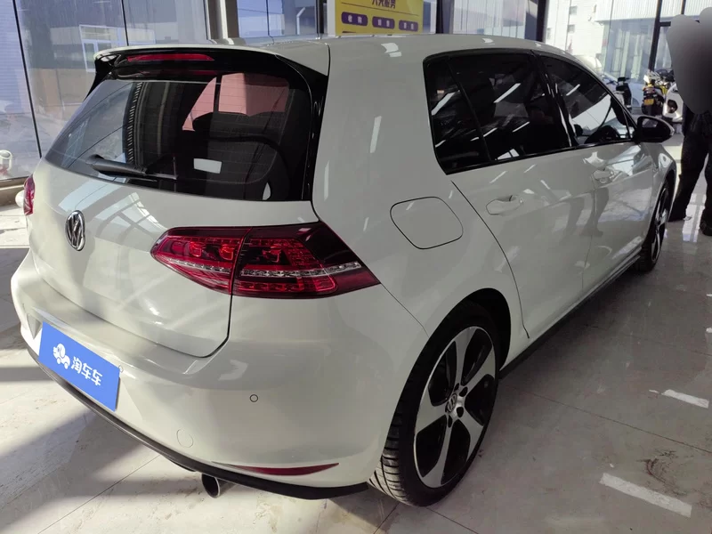 Volkswagen GolfGTI 2017 #3 Volkswagen GolfGTI 2017 car image #3