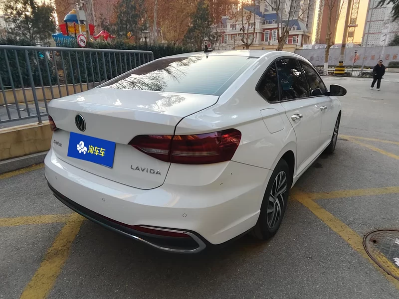 Volkswagen Lavida 2022 car image #3