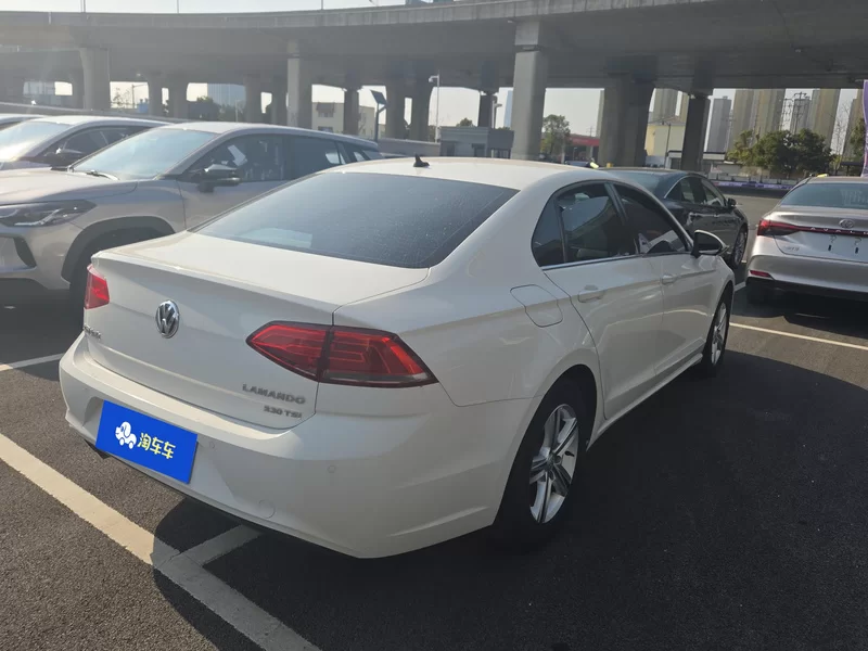 Volkswagen Lamando 2017 immagine di auto #3