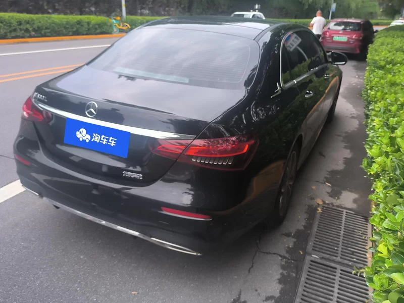 Mercedes-Benz E Class 2020 car image #3