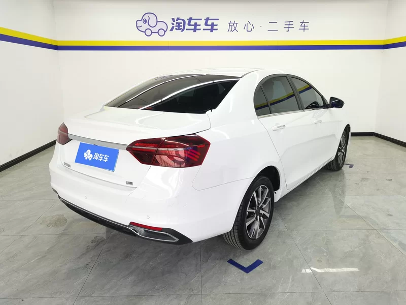 GEELY Emgrand 2020 #3 GEELY Emgrand 2020 car image #3