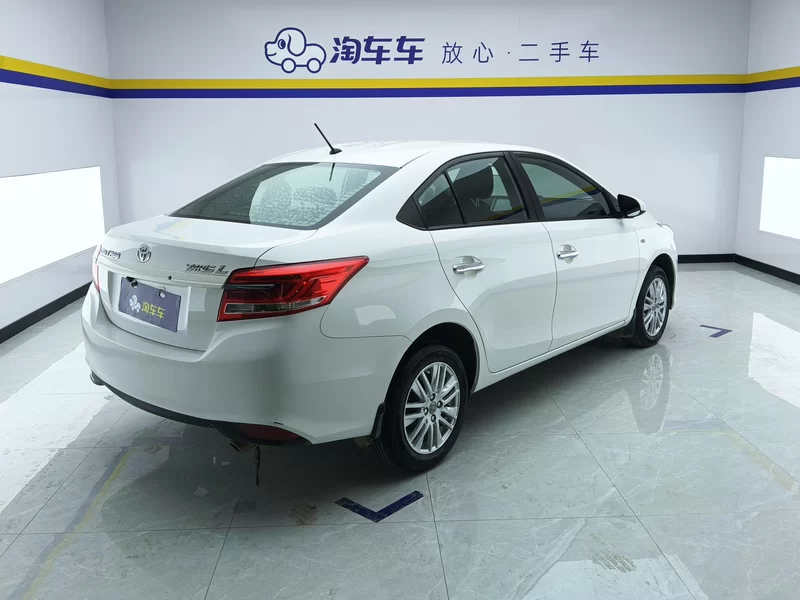 Toyota Yaris L Zhixiang 2018 صورة سيارة #3