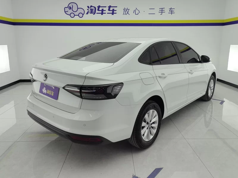 Volkswagen Lavida 2025 car image #3