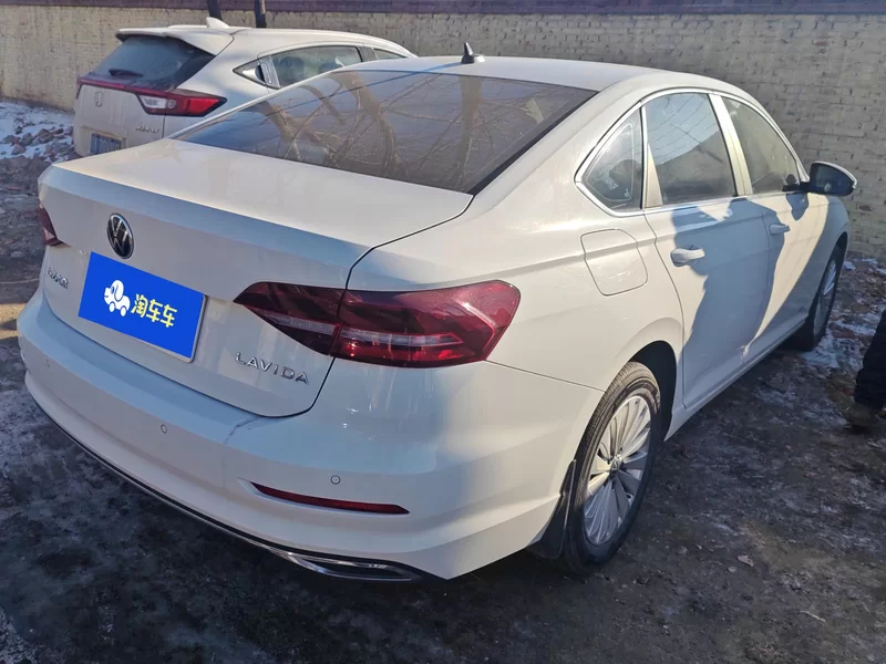 Volkswagen Lavida 2021 car image #3