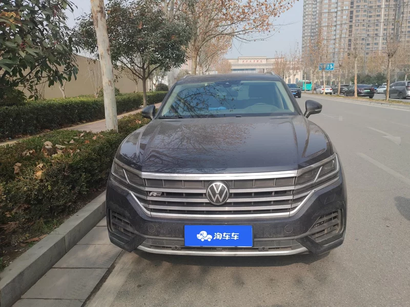 Volkswagen Touareg 2021 car image #3