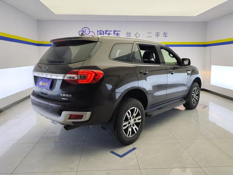 Ford Everest 2020 imagen de coche #3