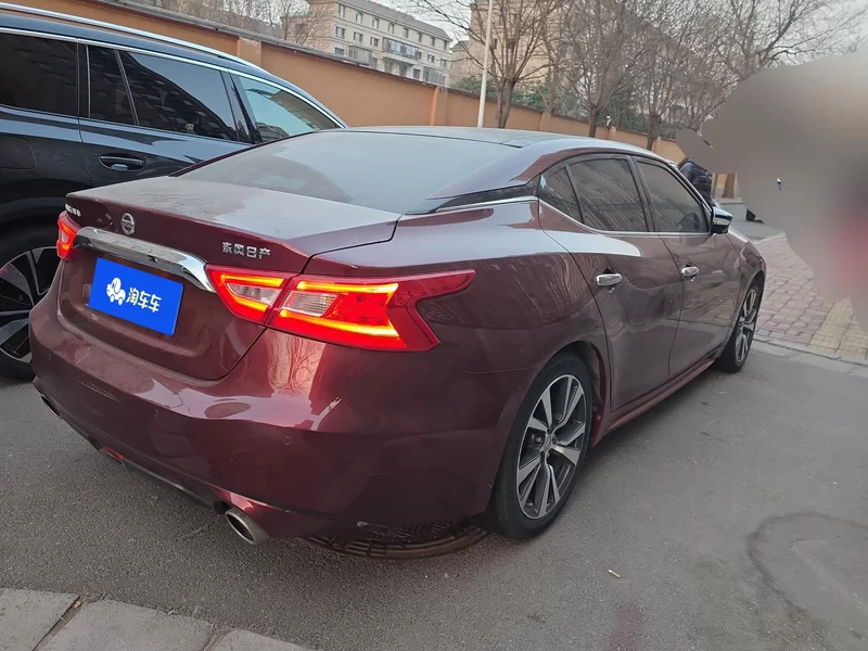 Nissan Maxima 2017 صورة سيارة #3