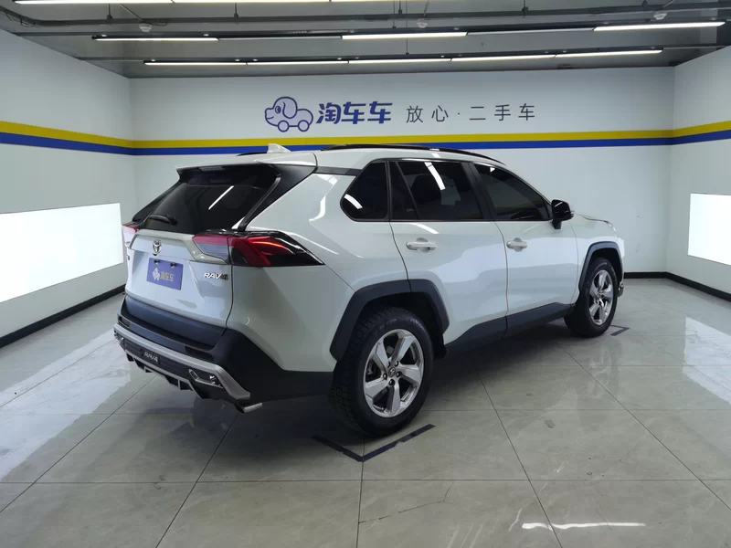 Toyota RAV4 2021 #3 Toyota RAV4 2021 car image #3